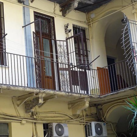 Appartamento Barbarossa In Barbaroux Turin Bagian luar foto